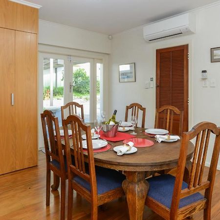 Breakwater Cottage - Napier Holiday Home エクステリア 写真