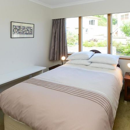 Breakwater Cottage - Napier Holiday Home エクステリア 写真