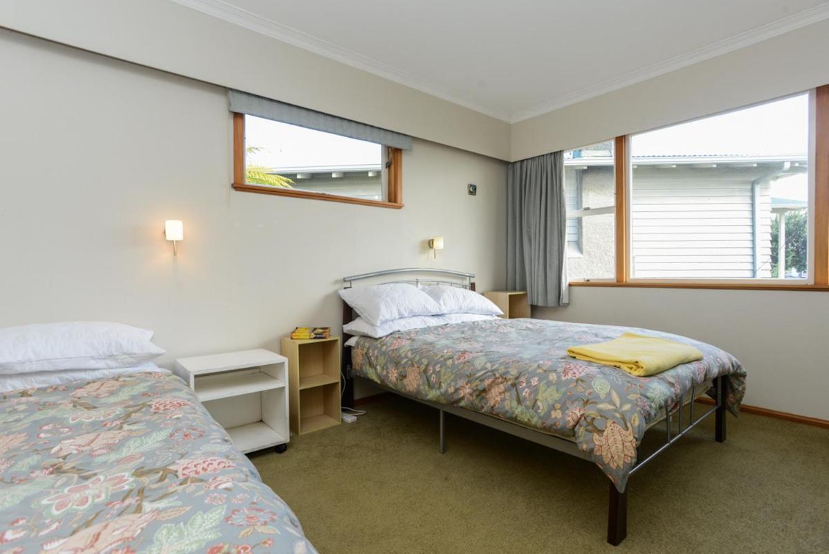 Breakwater Cottage - Napier Holiday Home エクステリア 写真