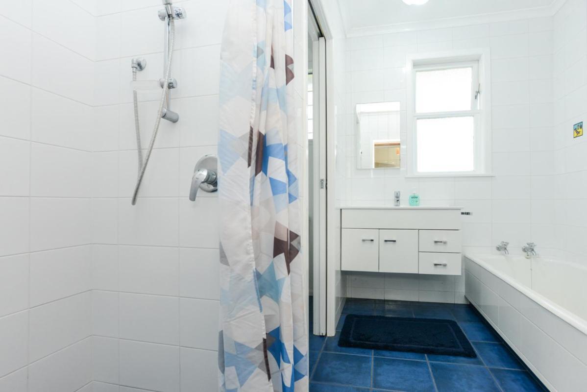 Breakwater Cottage - Napier Holiday Home エクステリア 写真